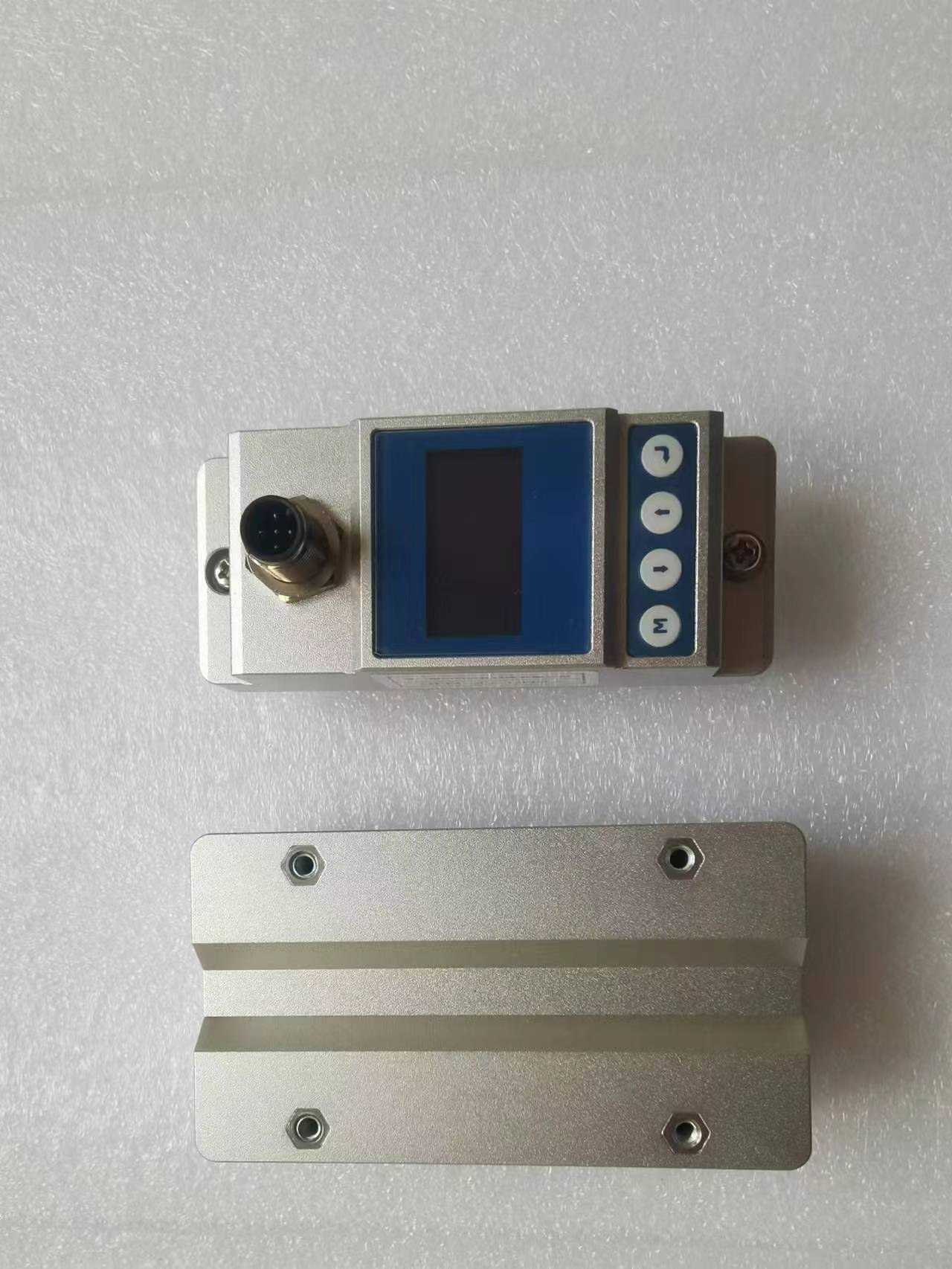 微小流量液体夹钳式流量传感器 PFA/PVDF/PU按工况选型