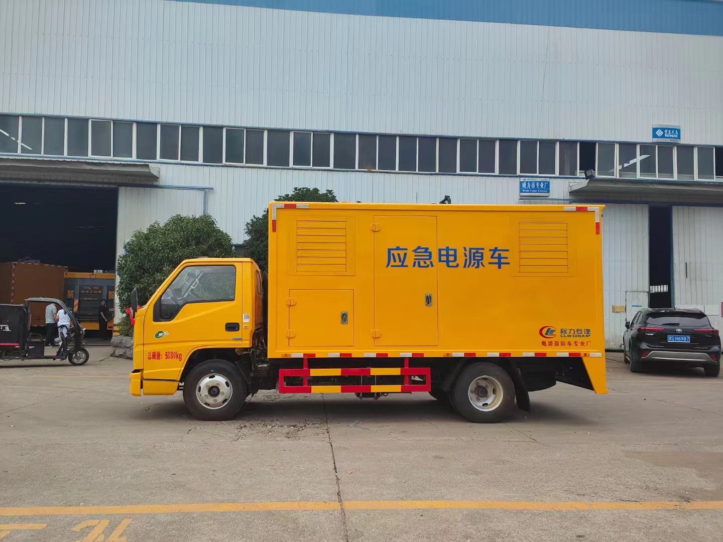 新款应急电源车 移动发电车 50-2000千瓦可选 多功能充电补电车