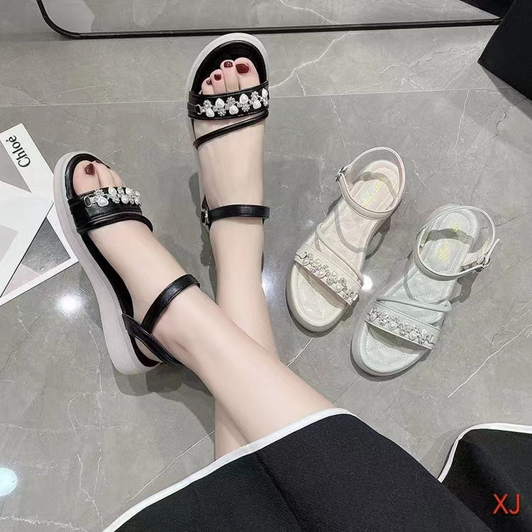2023女士沙滩鞋凉鞋夏季新款女鞋轻便外穿休闲拖鞋处理鞋地摊批发