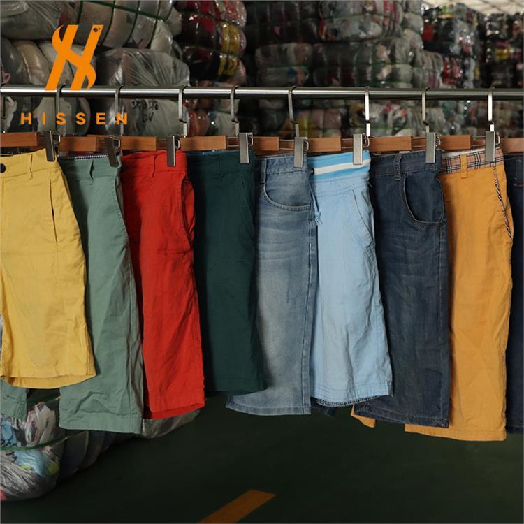 旧衣服工厂used men shorts二手衣服夏季男女短裤五分裤出口埃及