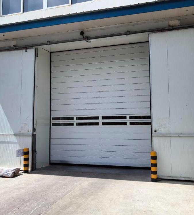 硬质快速门 超强抗风性快速开启 用于工厂外门 快速卷帘门 厂家定制
