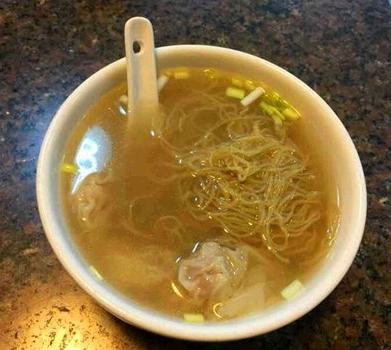 吴财记云吞面