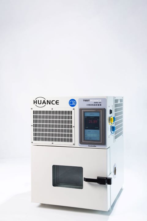 小型高低温试验箱配置 电源功率220V 1KW 服务保障售后完善