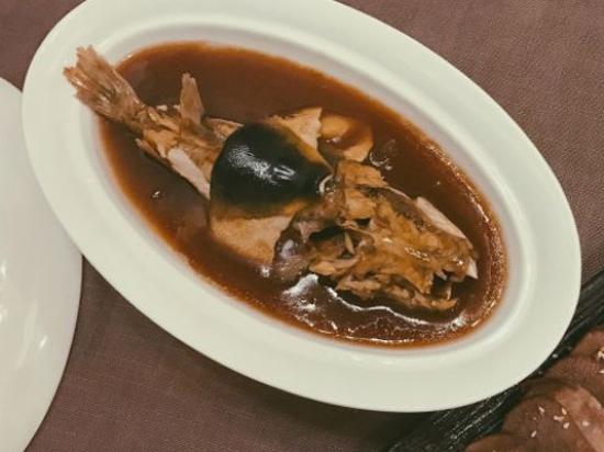 肆月河豚