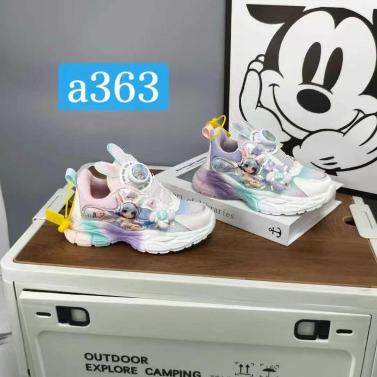 库存批发杂款断码男鞋赶集地摊运动鞋外贸整批直播货源鞋赶集夜市
