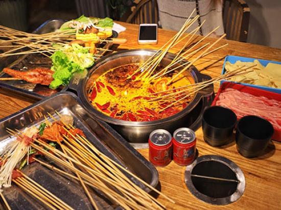 夜卡串串香