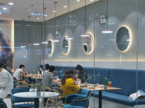 轻食元素餐厅