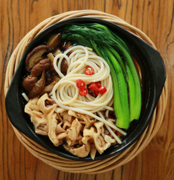 食面八方砂锅
