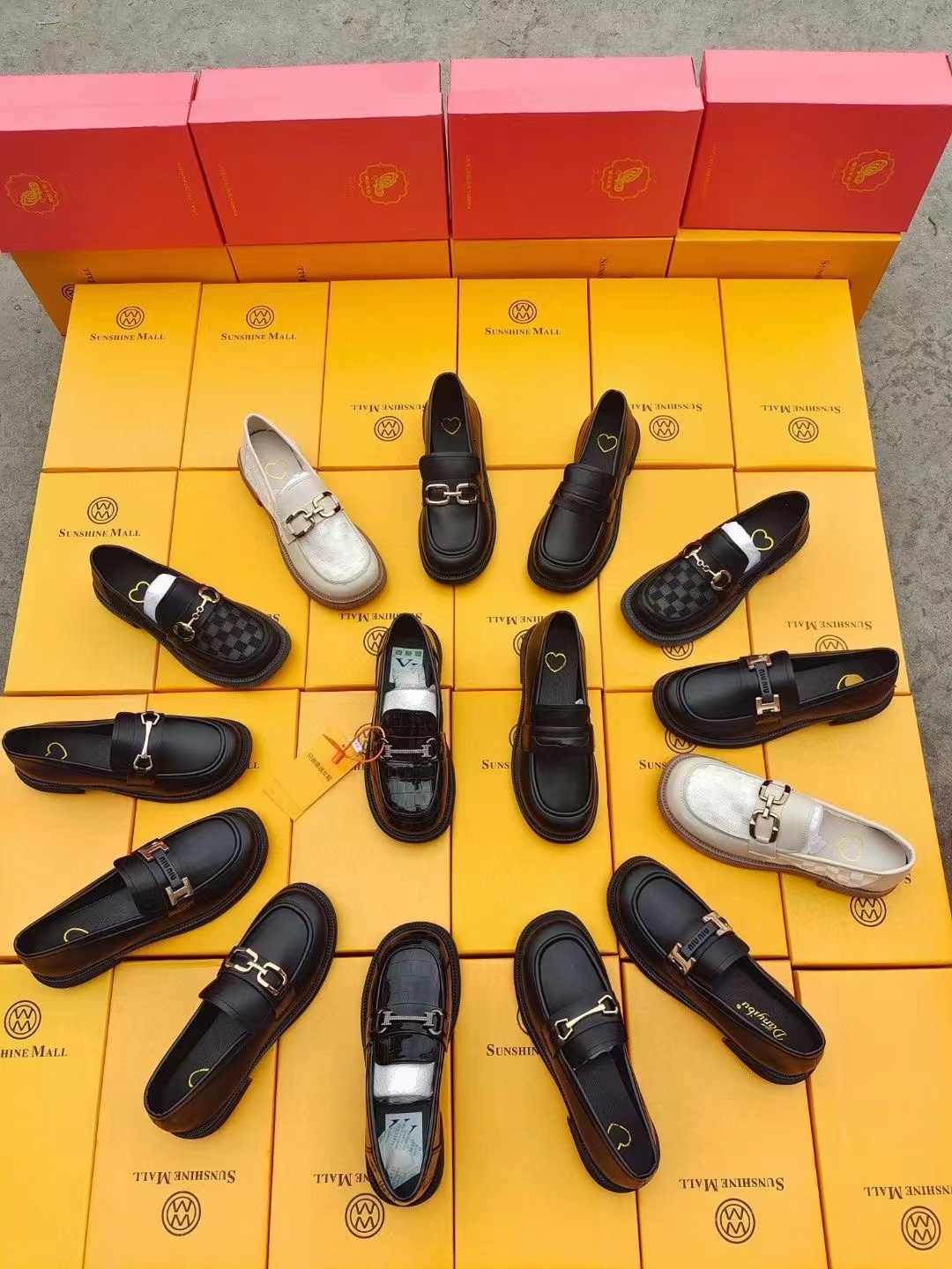 摆摊库存鞋批发尾货处理鞋外贸直播低价断码玛丽珍女鞋休闲乐福鞋