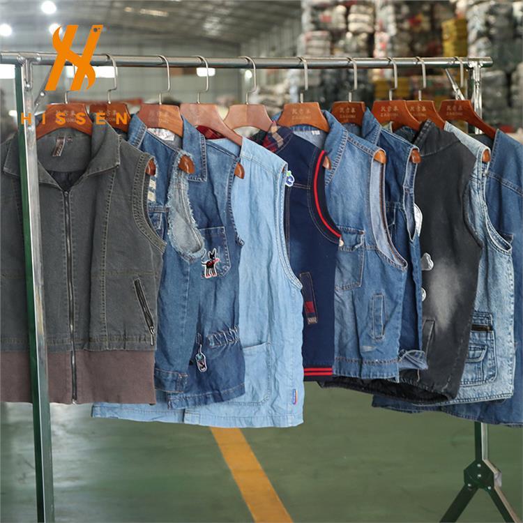 二手衣服优质无袖牛仔马甲旧衣服女装出口used denim waistcoat