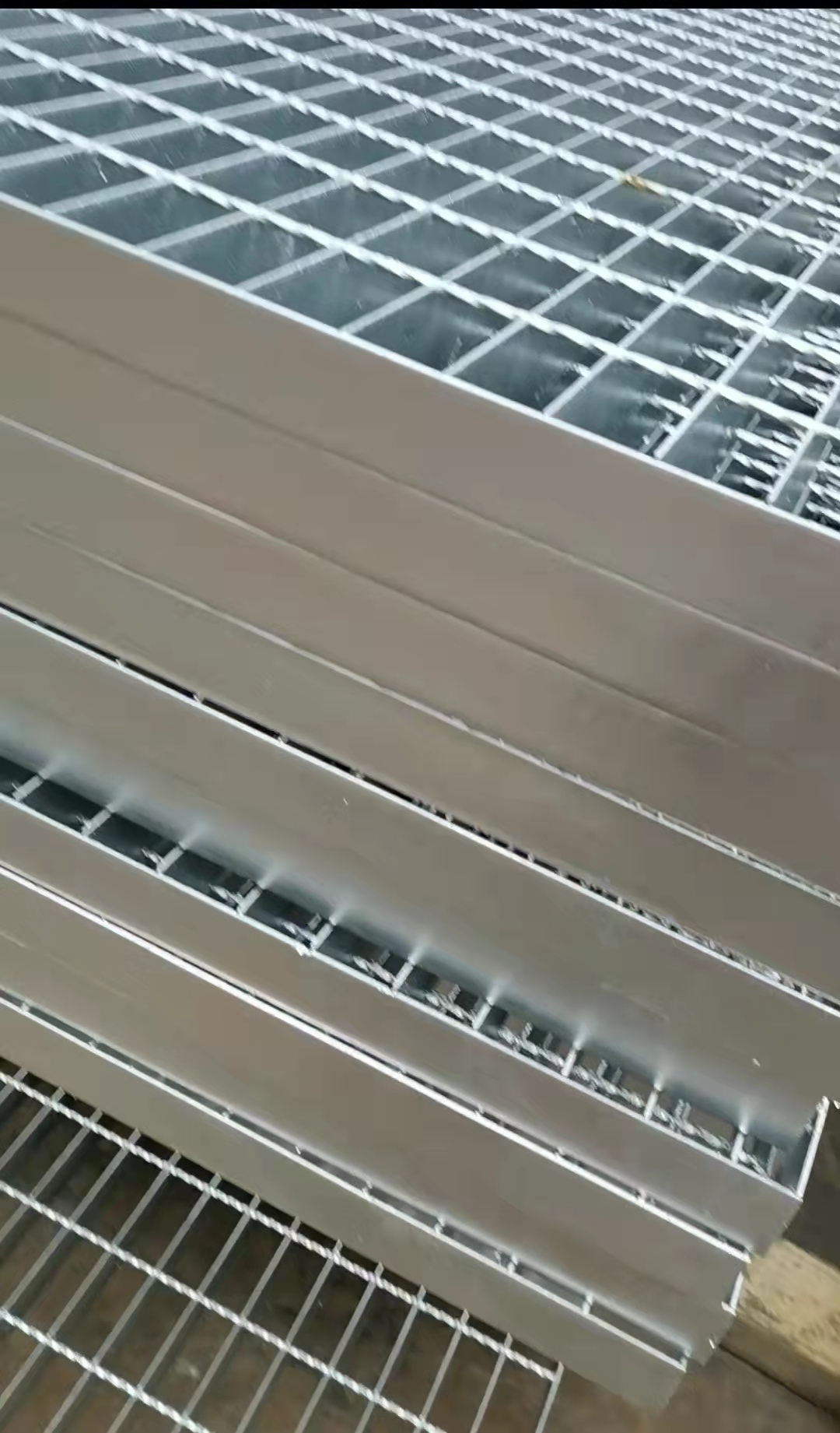 热镀锌格栅板电厂钢平台用325-40-100碳钢钢格板