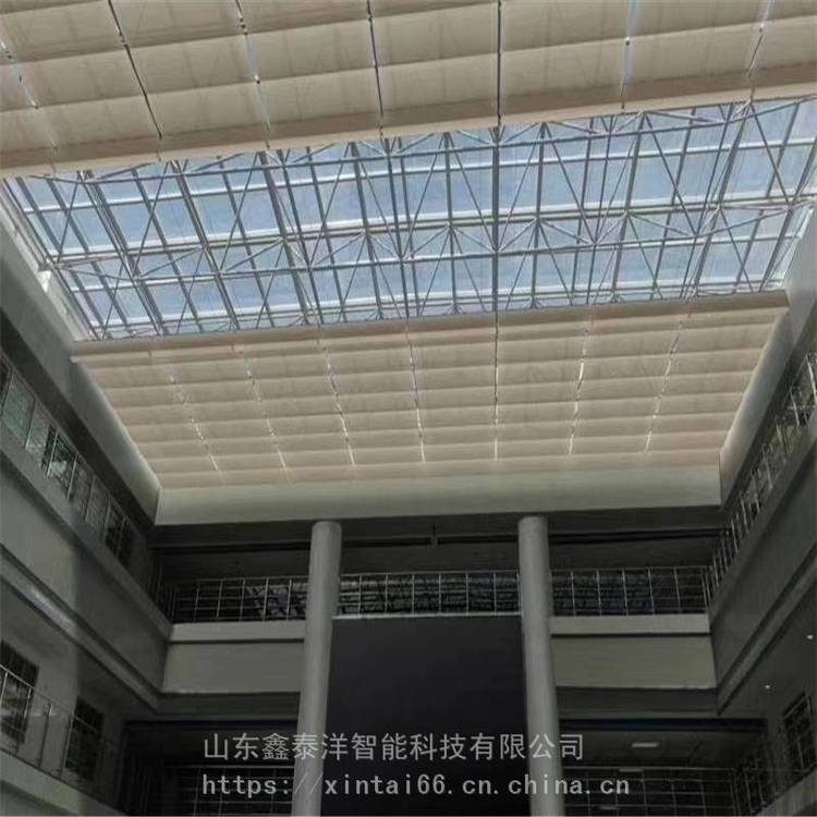 体育馆 游泳馆采光顶天棚帘 室内折叠电动遮阳帘定制厂家鑫泰洋