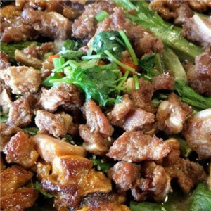 吉吉向上碳烤鸡肉煲