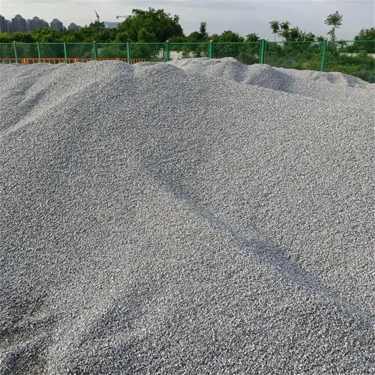 青石子建筑骨料 工程用玄武岩石子 黑色 灰色建筑石子 石粉