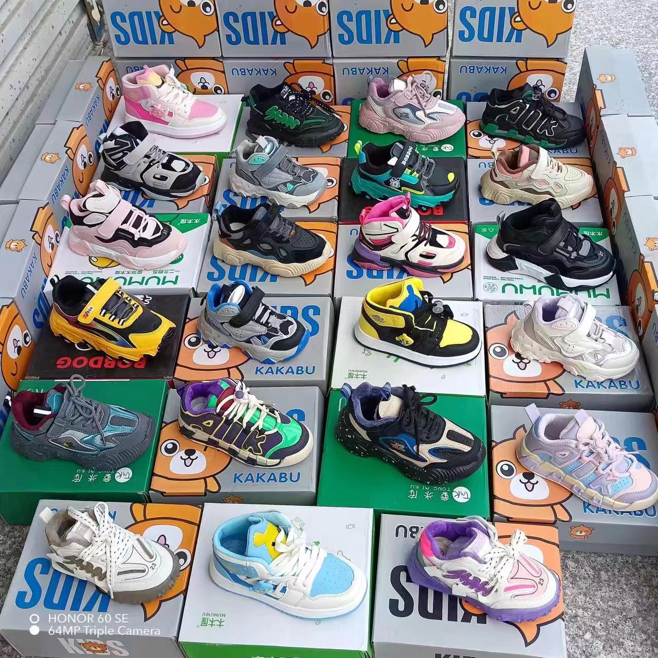 贸地摊鞋批发处理杂款男女鞋断码品牌运动鞋库存鞋厂家批发内销外
