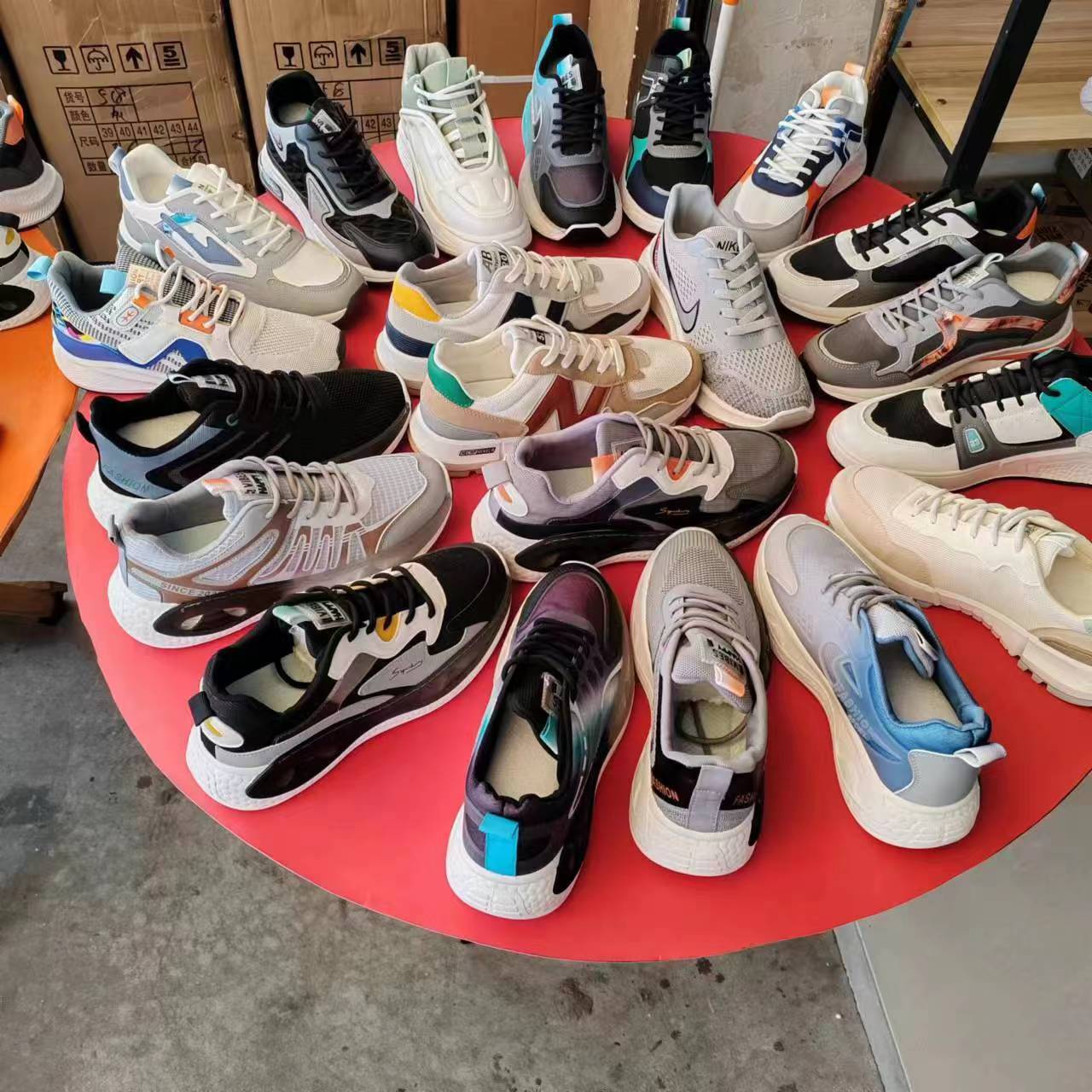 库存鞋子批发女鞋运动鞋老爹鞋尾货小直播鞋创业开店赶集内销外贸