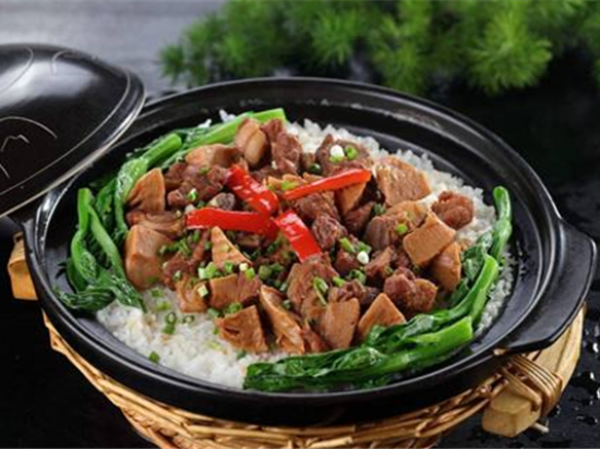 铮铮日尚广式煲仔饭