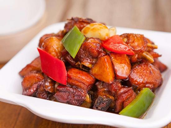 新亚大包餐厅