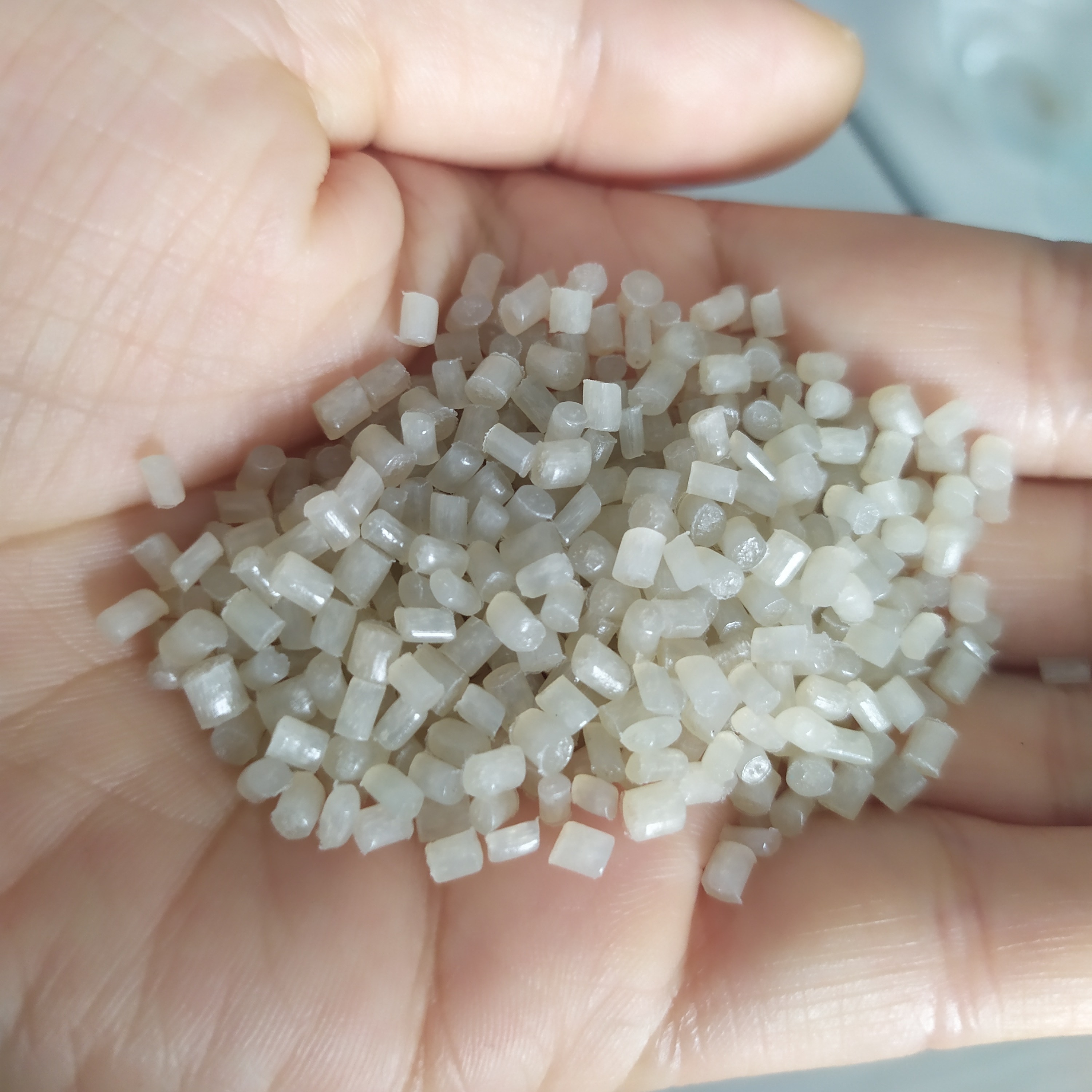吹塑级茂金属日本普瑞曼MLLDPESP1520高抗冲农用薄膜塑胶原料