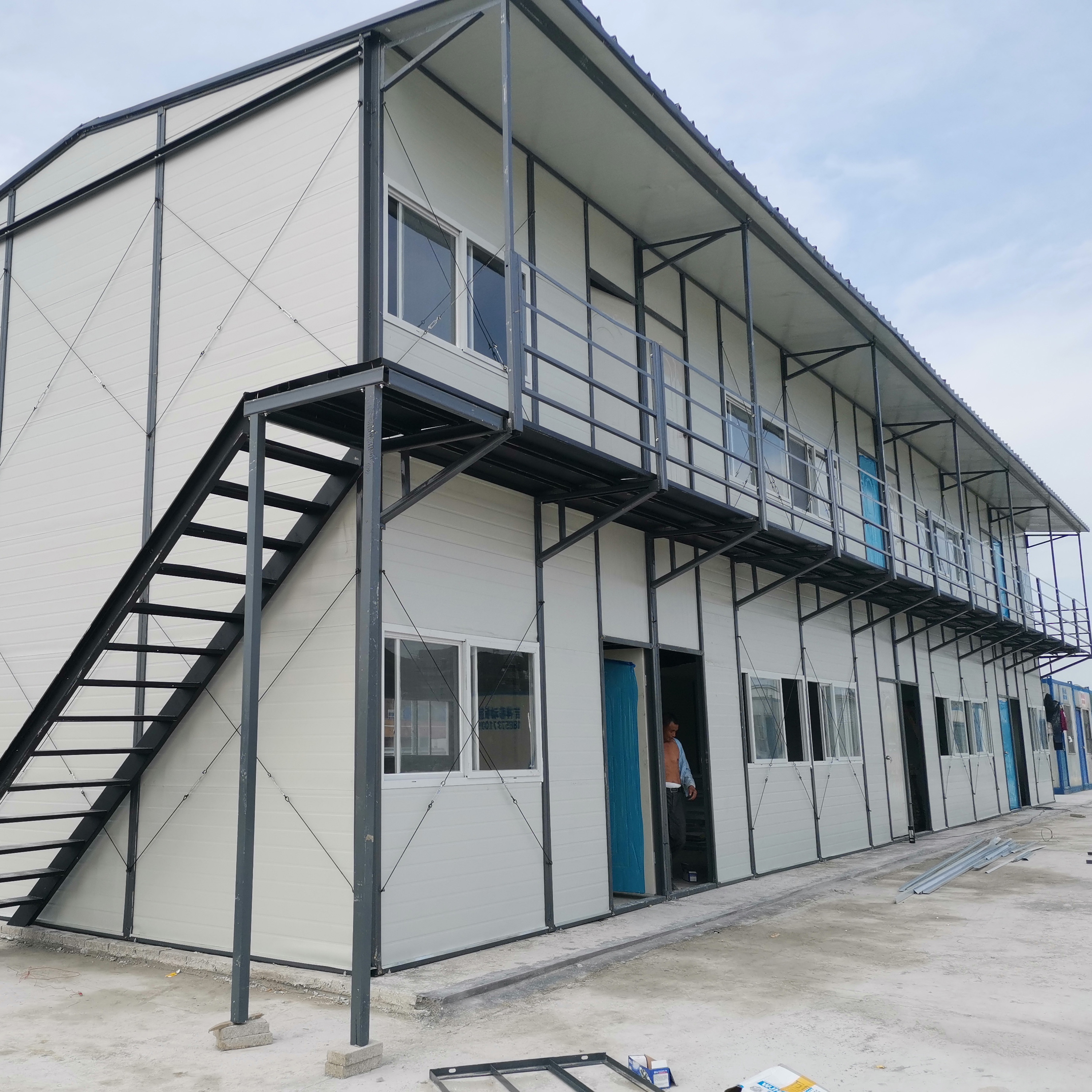 工地活动板房 生产安装彩钢板 搭建临时宿舍 指挥办公室