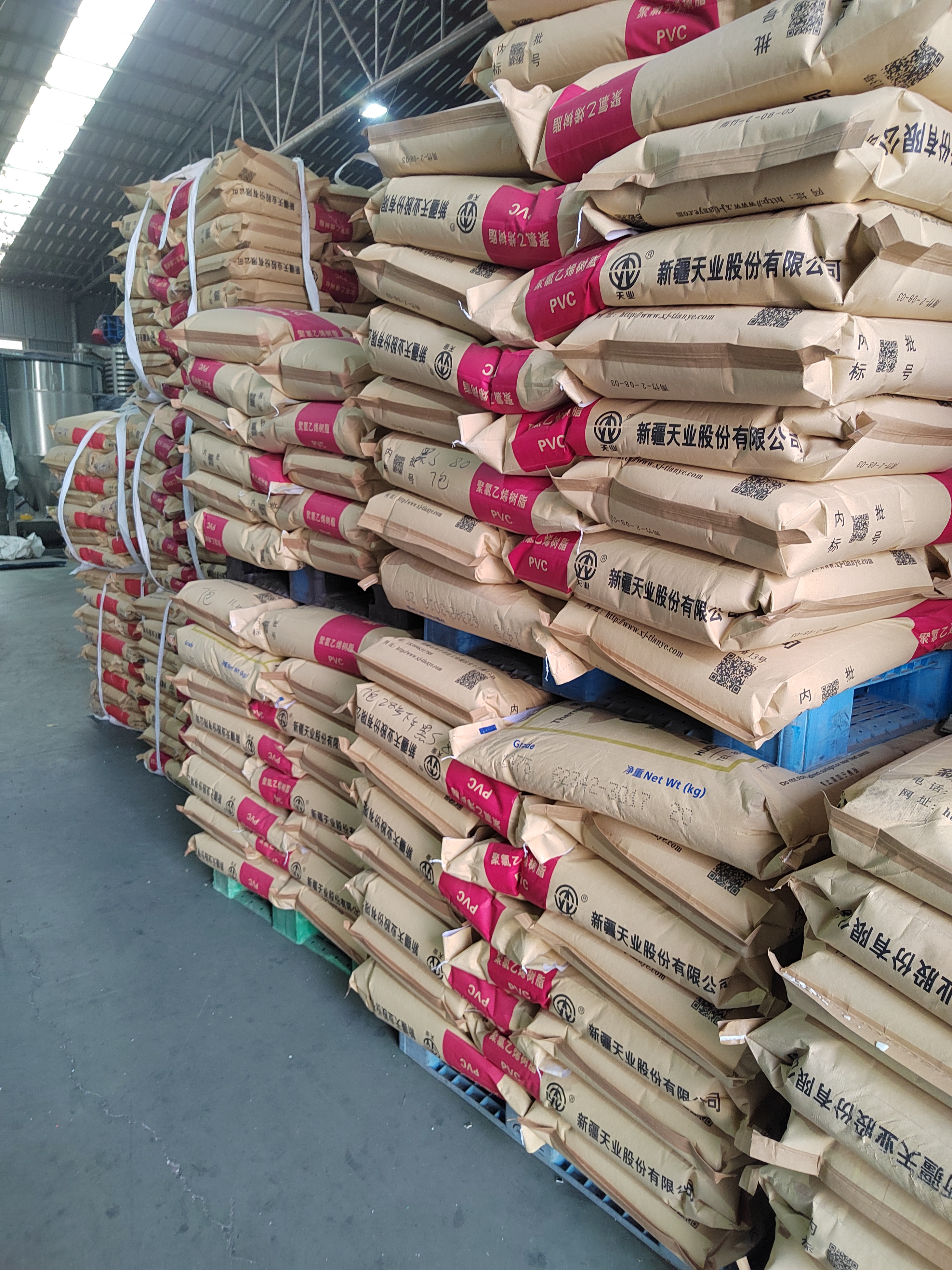 米黄ABS环保塑料颗粒 塑胶原料 润滑性好 耐磨阻燃 支持定制