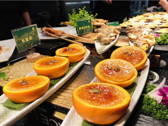 東盛碳烤自助料理