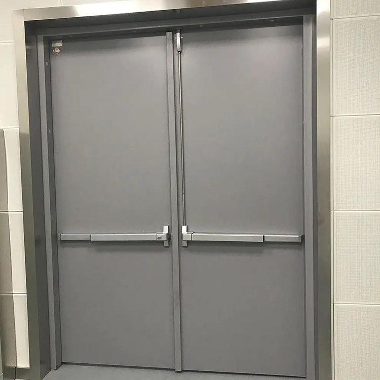 强丰门窗商行 钢质防火门厂家 表面静电喷涂不易生锈 适用于建筑工程