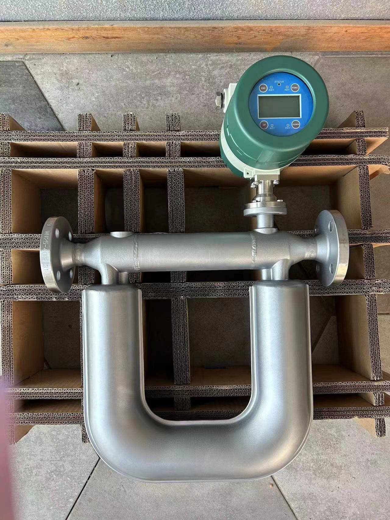 高精度液体质量流量计 测量小流量选择精川DN1口径