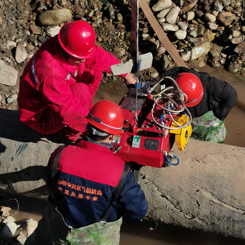 自爬式液压爬管机 防爆 易沃克供应 ERCG11工艺精细