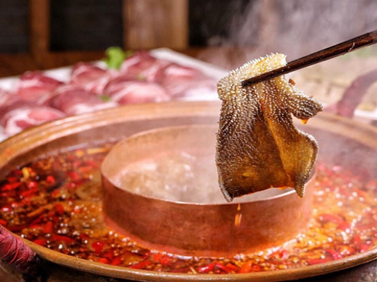 巴山鸭肠王老火锅