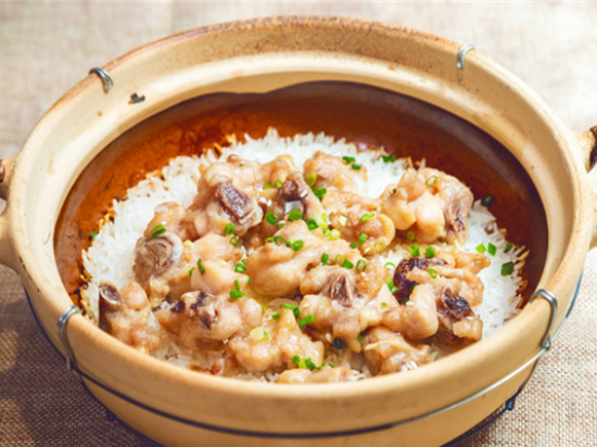 昂仔煲仔饭
