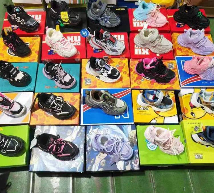 库存鞋地摊鞋处理杂款断码鞋尾货品牌折扣处理鞋批发库存内销外贸