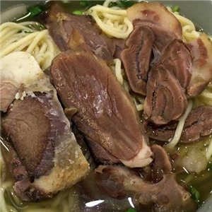 张飞牛肉面馆