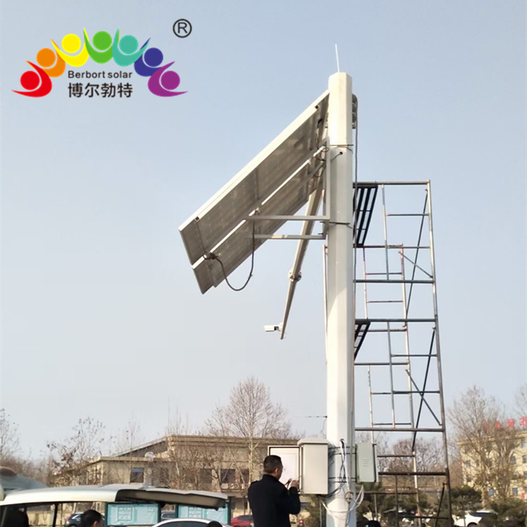 博尔勃特高速公路热镀锌监控杆 光伏发电 太阳能监控供电系统