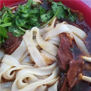 鹿鸣春牛肉面