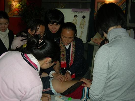 湘曦源小儿推拿