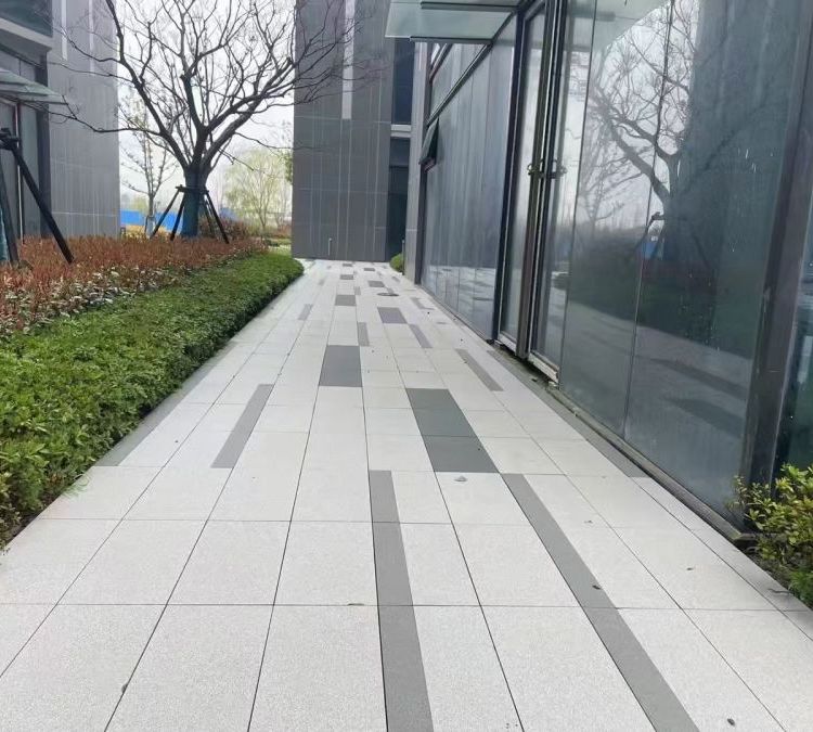仿石透水砖PC砖 仿石材广场砖 高透水高防滑透水 联鸿彩砖