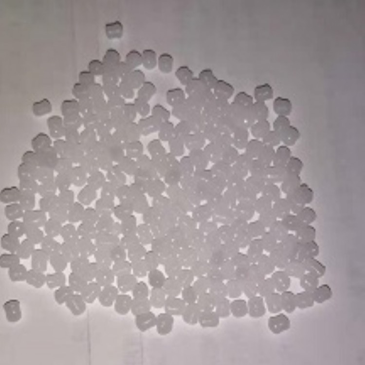 低凝胶低品味和气味高刚度HDPE6420法国道达尔应用单层薄膜