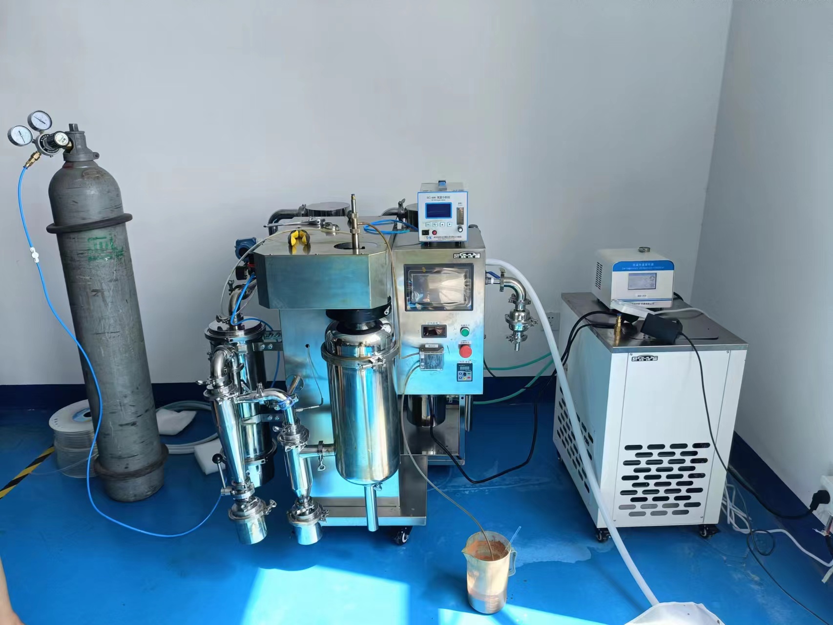 实验室小型喷雾干燥机 适用于各种水溶剂和有机溶剂 处理量2L/H
