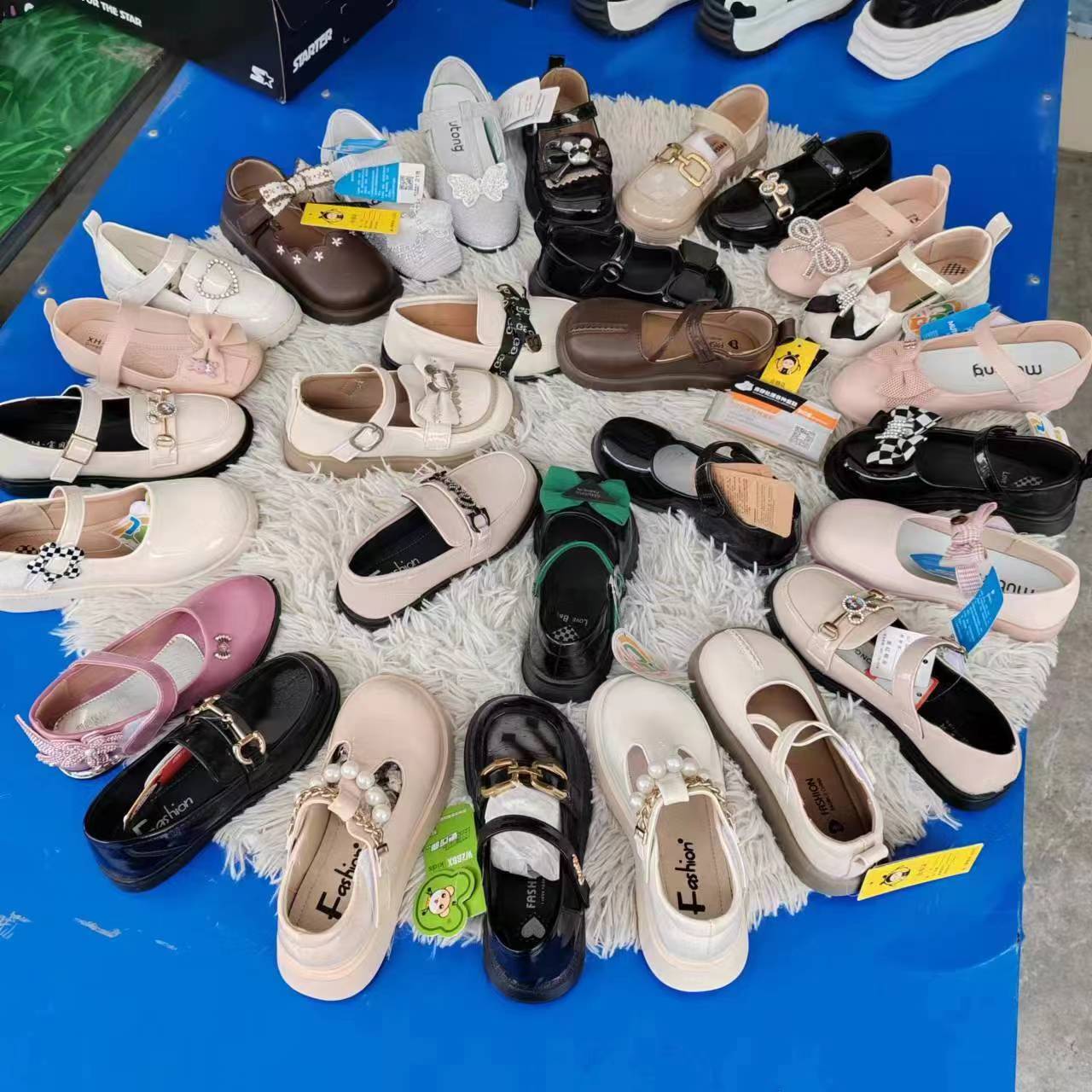 潮鞋整单杂款车缝线透气耐磨四季通用成人库存鞋赶紧开店夜市创业