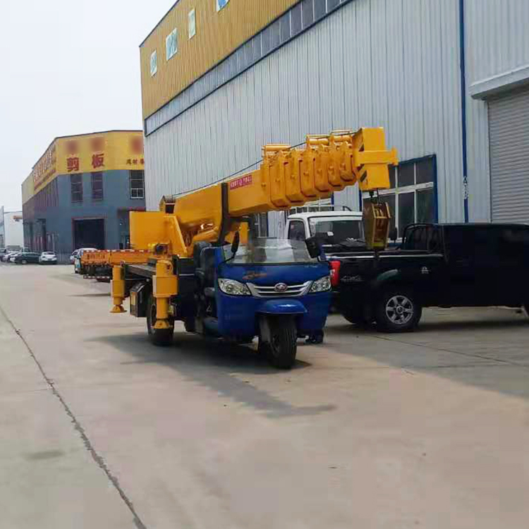 3吨6吨小型随车吊 果园农用移动式三轮吊车 园林绿化厂区内使用吊机