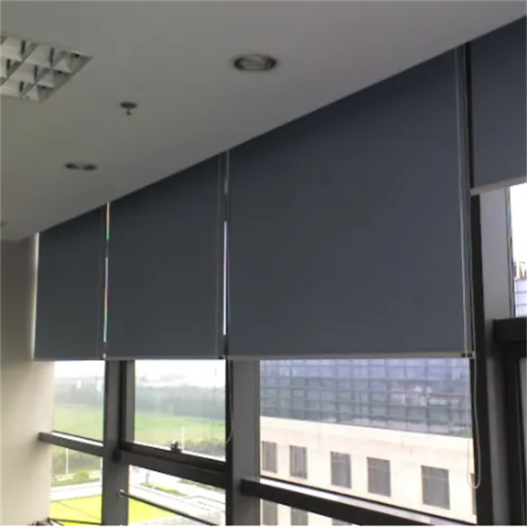 一心窗帘加工定制 办公室电动遮阳窗帘 系统操作便捷 省时省力