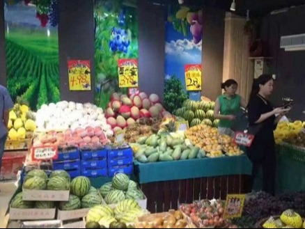 盛果仓仓储式水果店