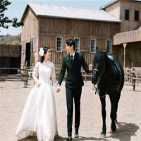 小雪婚纱摄影