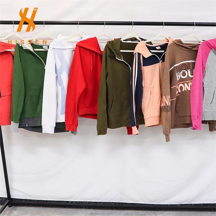 广州二手衣服货源A级高质量二手品牌衣服used brand clothesbales