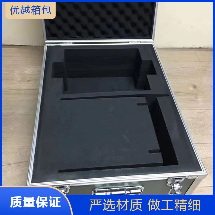 eva内衬加工手提箱 铝合金箱包 可定制 经久耐用 厂家直供