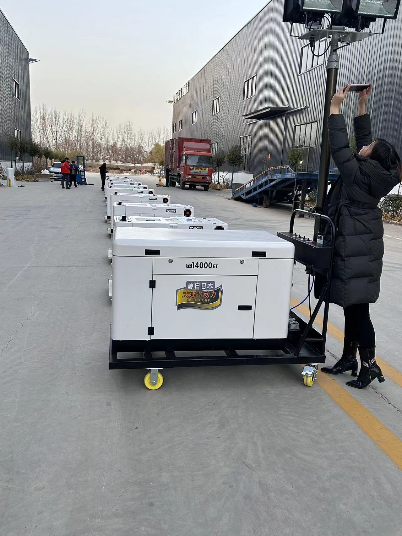 双缸款柴油发电机移动照明灯，大泽动力TO14000ETZ，欧鲍实业