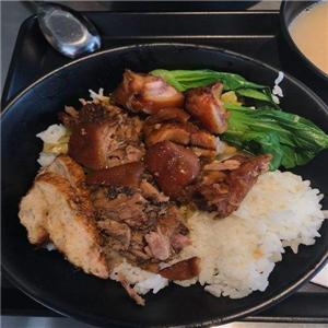 槑卤金牌猪脚饭