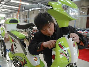 屹峰电动车