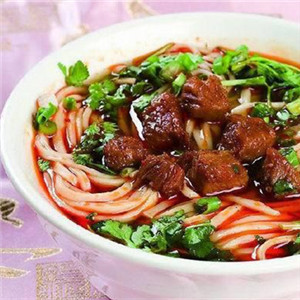 周记牛肉面